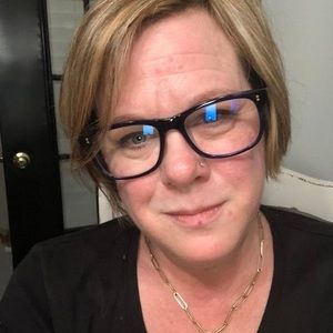 Meet your Posher, Rae